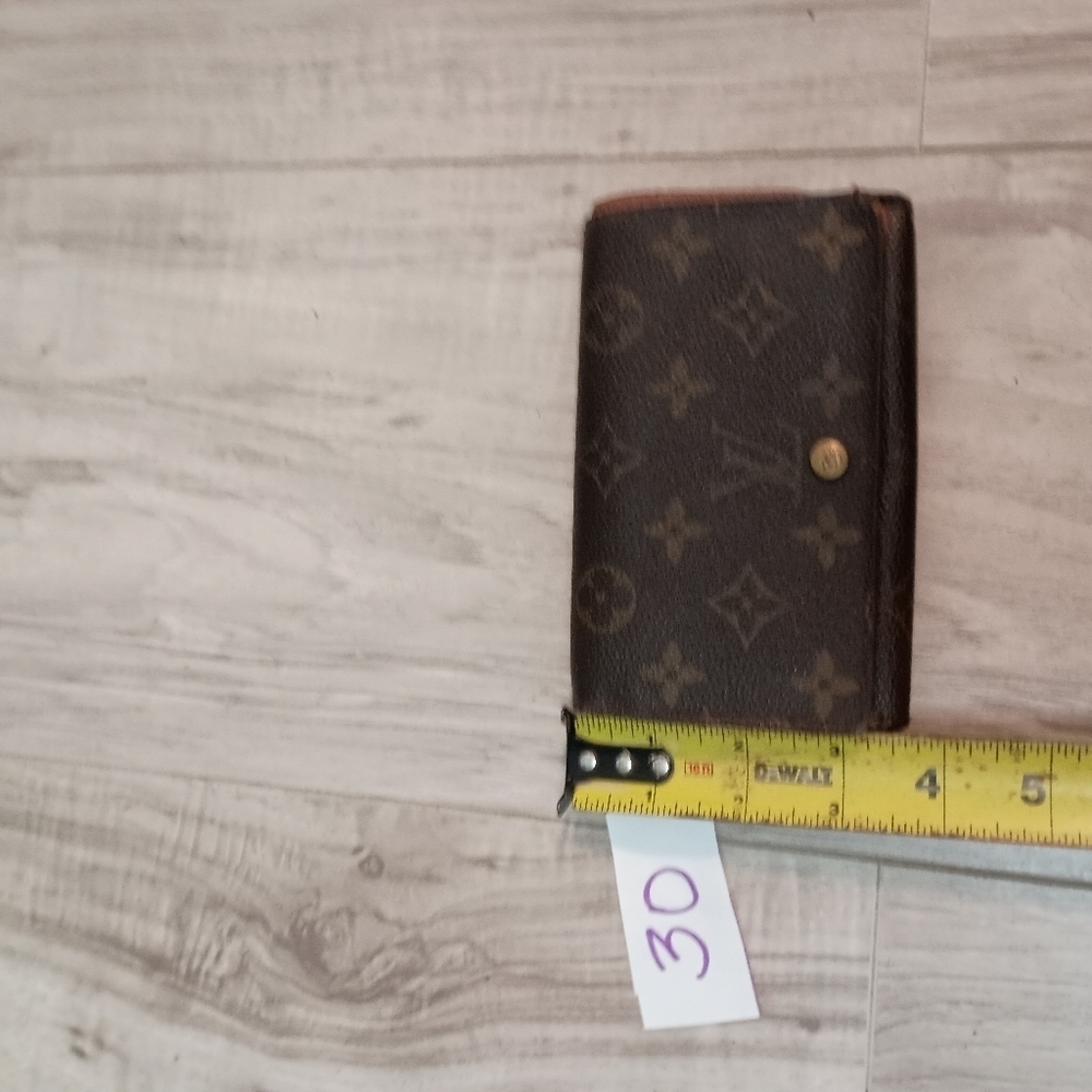 Louis Vuitton, Mono Brown Leather, Bi-fold Compact Wallet - Picture 13 of 13
